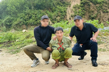 Bắt đối tượng dựng lán trong rừng để mua bán ma túy