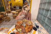 Nghề độc lạ: "Thánh ăn" chuyên tham gia các thử thách siêu to khổng lồ