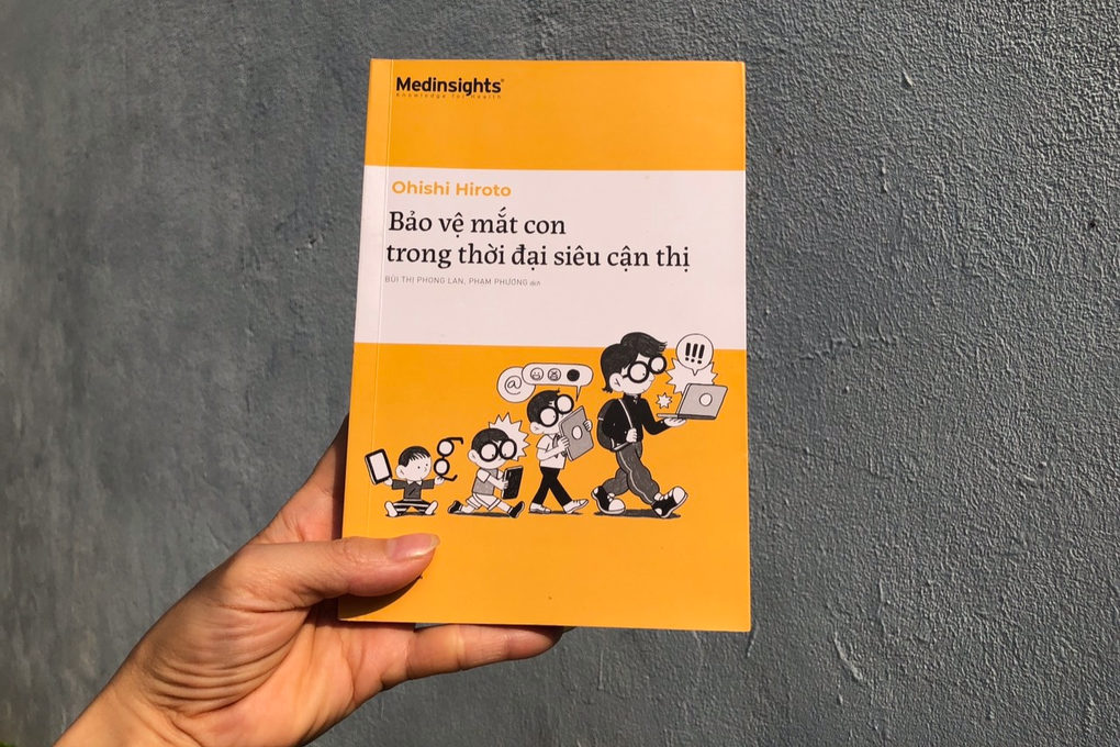 Cẩm nang bảo vệ mắt trẻ: Năm 2050, một nửa dân số thế giới sẽ bị cận thị - 1