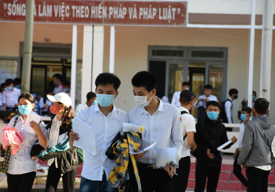 Quảng Ngãi: 2 thí sinh vi phạm quy chế trong kỳ thi tốt nghiệp THPT đợt 2 - 1 Quảng Ngãi: 2 thí sinh vi phạm quy chế trong kỳ thi tốt nghiệp THPT đợt 2 - 1