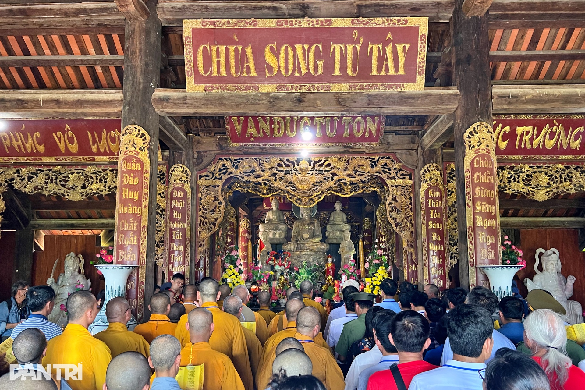 9 cột mốc tâm linh vững chãi giữa Trường Sa - 9 9 cột mốc tâm linh vững chãi giữa Trường Sa - 9