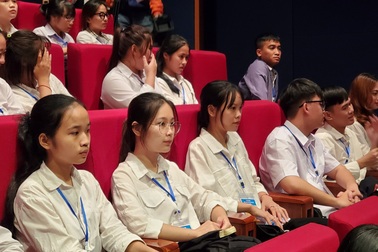 Giờ học "thực hành" có giá trị cao, xúc động và lan tỏa mạnh mẽ tới bạn trẻ