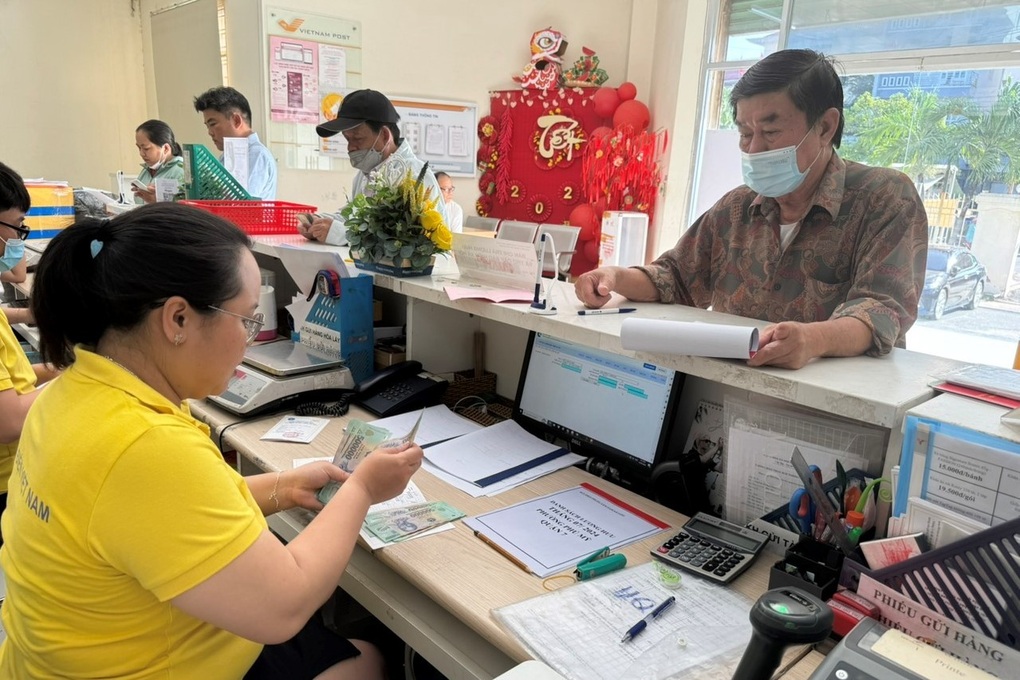 Thủ tục chốt sổ BHXH để chờ đến ngày nghỉ hưu - 1