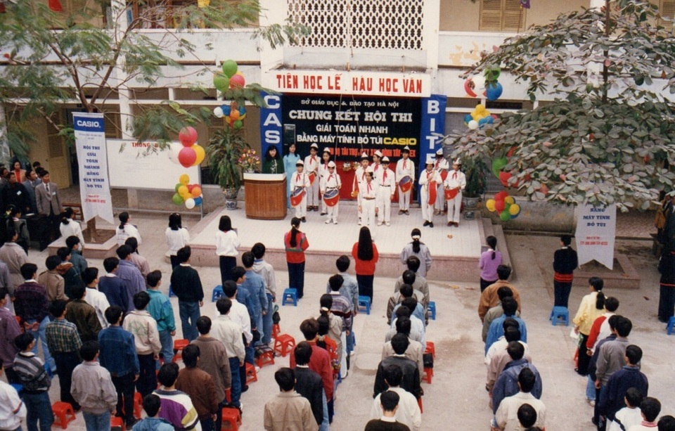 20 năm nhìn lại “sân chơi” máy tính cầm tay đầu tiên cho học sinh - 2 20 năm nhìn lại “sân chơi” máy tính cầm tay đầu tiên cho học sinh - 2