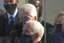 Video cựu Tổng thống Clinton "ngủ gật" trong lễ nhậm chức của ông Biden