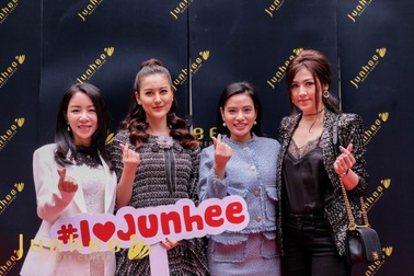 Á hậu Tú Anh, Hà Lade xinh đẹp lung linh trong ngày Black Friday