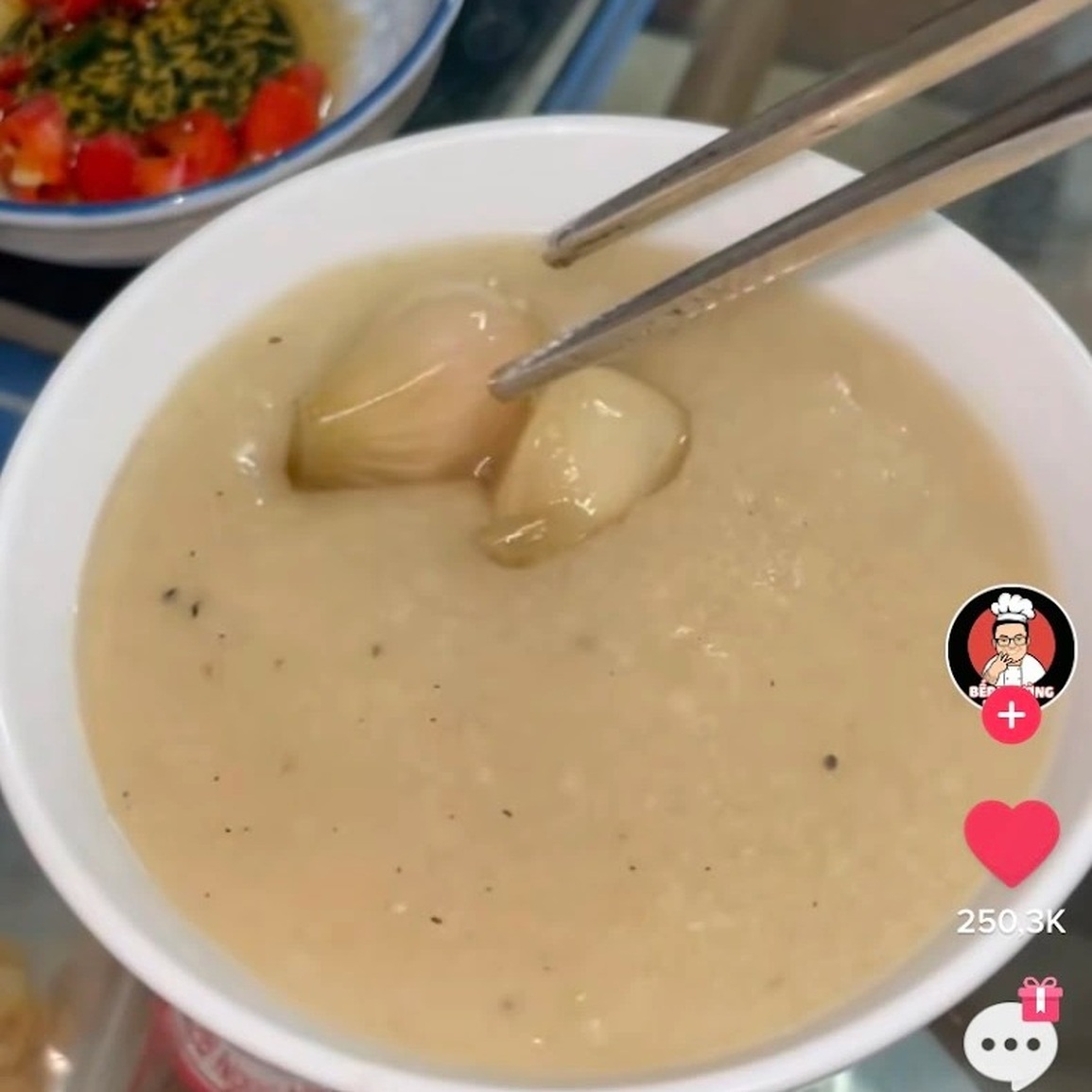 Cháo bánh chưng - món ăn độc lạ gây sốt trong giới trẻ - 3 Cháo bánh chưng - món ăn độc lạ gây sốt trong giới trẻ - 3