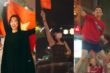 Đàm Vĩnh Hưng leo nóc xe, Mỹ Tâm xuống đường ăn mừng chiến thắng của U23 Việt Nam