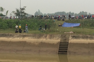 Nghi án nam thanh niên bị hạ sát, vứt xuống sông