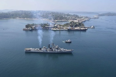 Nổ lớn trên tàu chiến Ấn Độ làm ít nhất 3 người chết