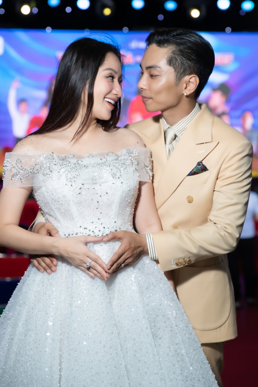Khánh Thi lên chức Viện trưởng Viện Văn hóa - Nghệ thuật - 4 Khánh Thi lên chức Viện trưởng Viện Văn hóa - Nghệ thuật - 4