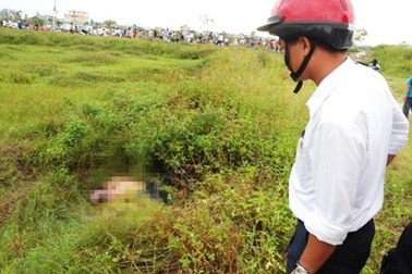 Người đàn ông tử vong ở cánh đồng hoang