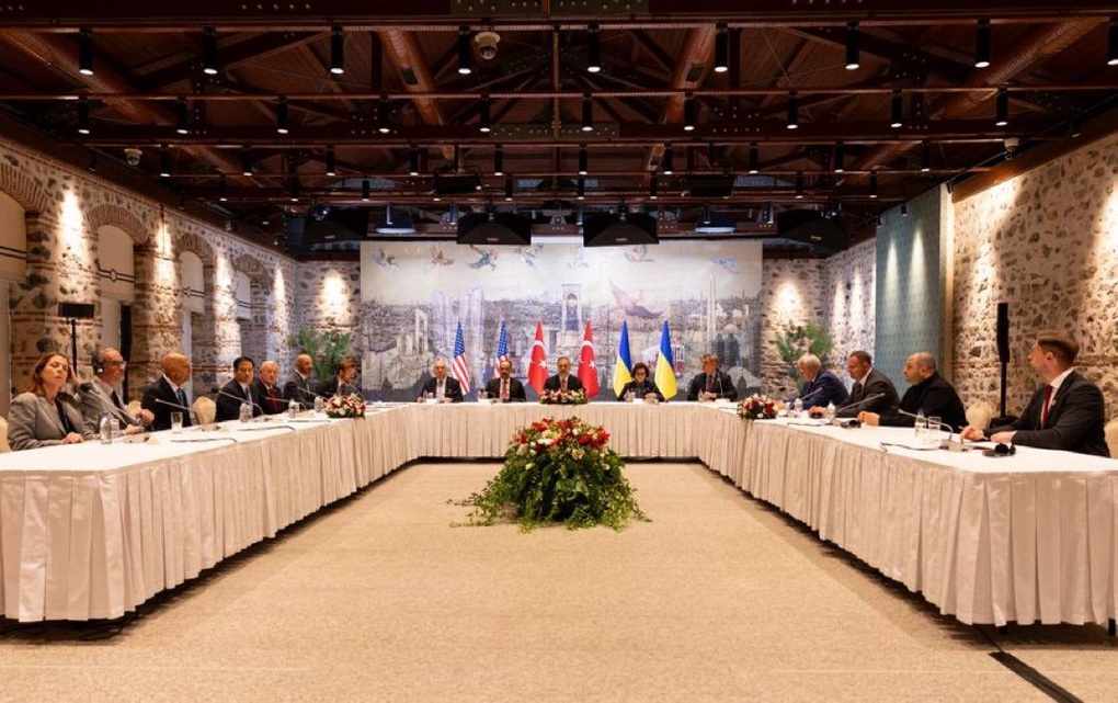 Các phái đoàn đến Istanbul, bắt đầu đàm phán giải quyết xung đột Ukraine - 1 Các phái đoàn đến Istanbul, bắt đầu đàm phán giải quyết xung đột Ukraine - 1