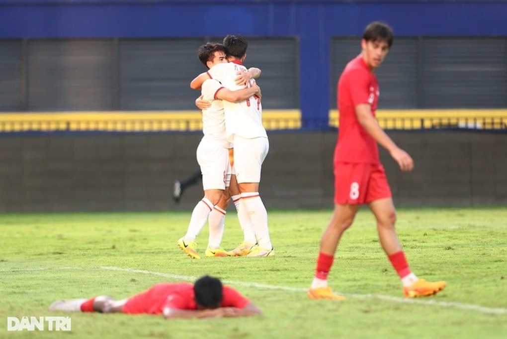 Chuyện hiếm gặp ở SEA Games: 4 đội bóng đá phản lưới nhà trong lượt đấu - 1 Chuyện hiếm gặp ở SEA Games: 4 đội bóng đá phản lưới nhà trong lượt đấu - 1