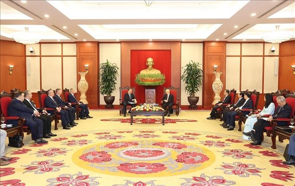 Tổng Bí thư Nguyễn Phú Trọng tiếp Thủ tướng Belarus Roman Golovchenko - 3 Tổng Bí thư Nguyễn Phú Trọng tiếp Thủ tướng Belarus Roman Golovchenko - 3