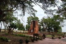 Tháp cổ ngàn năm tuổi ở xứ "Công tử Bạc Liêu"