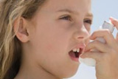 Trẻ sinh mổ dễ mắc bệnh hen suyễn