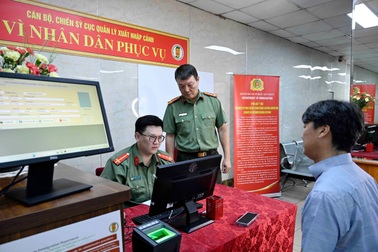 Bộ Công an cấp tài khoản định danh cho người nước ngoài cư trú tại Việt Nam
