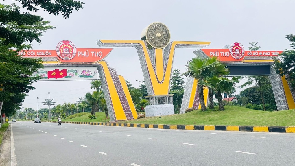Phú Thọ công bố đường dây nóng hỗ trợ người dân khi sáp nhập tỉnh - 2