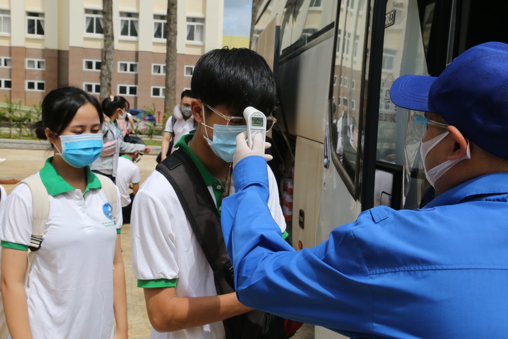 Sinh viên ĐH Tây Nguyên lên đường chi viện giúp Bình Dương chống dịch - 3 Sinh viên ĐH Tây Nguyên lên đường chi viện giúp Bình Dương chống dịch - 3