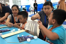 Ban đại diện phụ huynh: “Chọn vàng gửi mặt”!