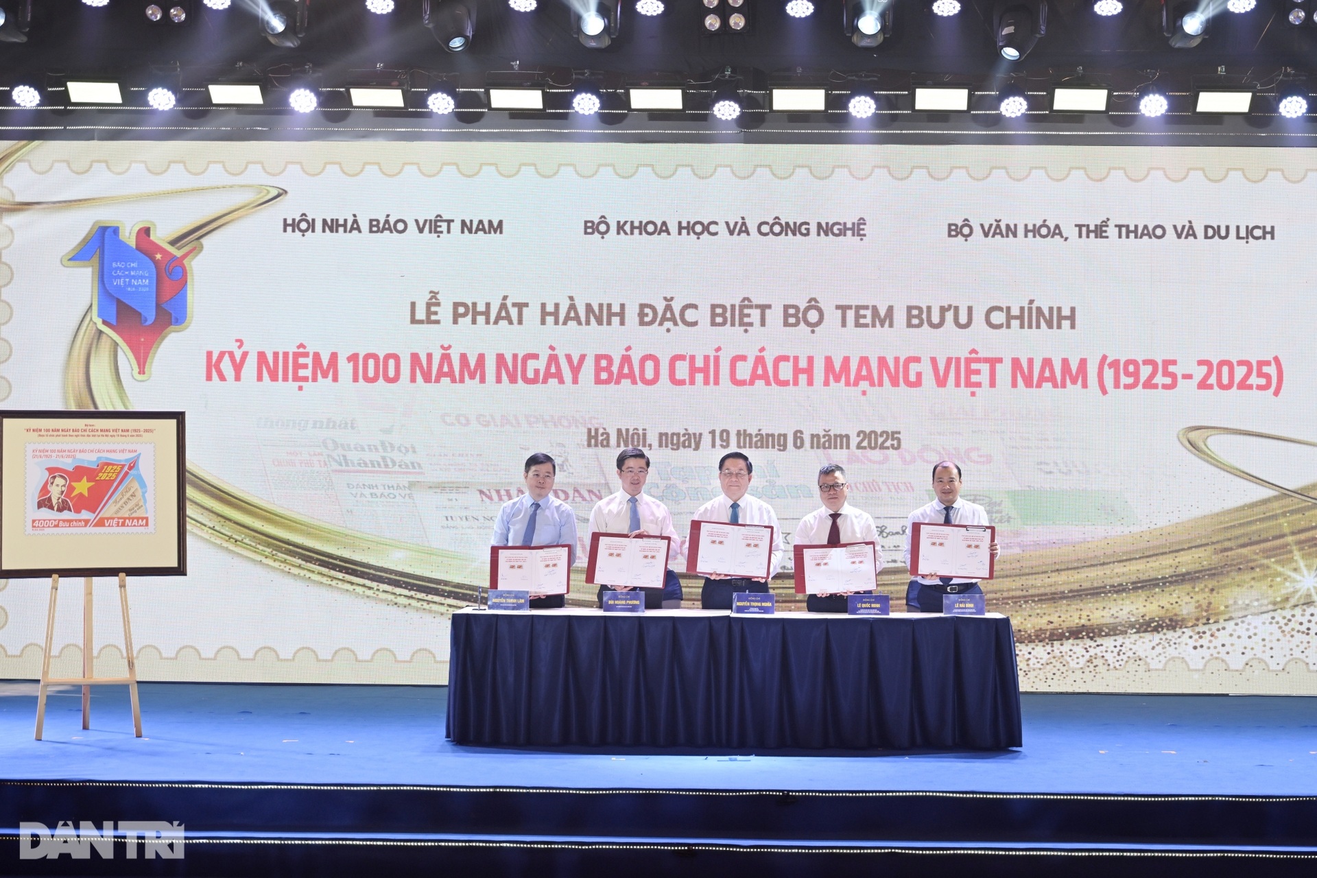 Toàn cảnh Lễ khai mạc Hội báo toàn quốc 2025 - 7 Toàn cảnh Lễ khai mạc Hội báo toàn quốc 2025 - 7