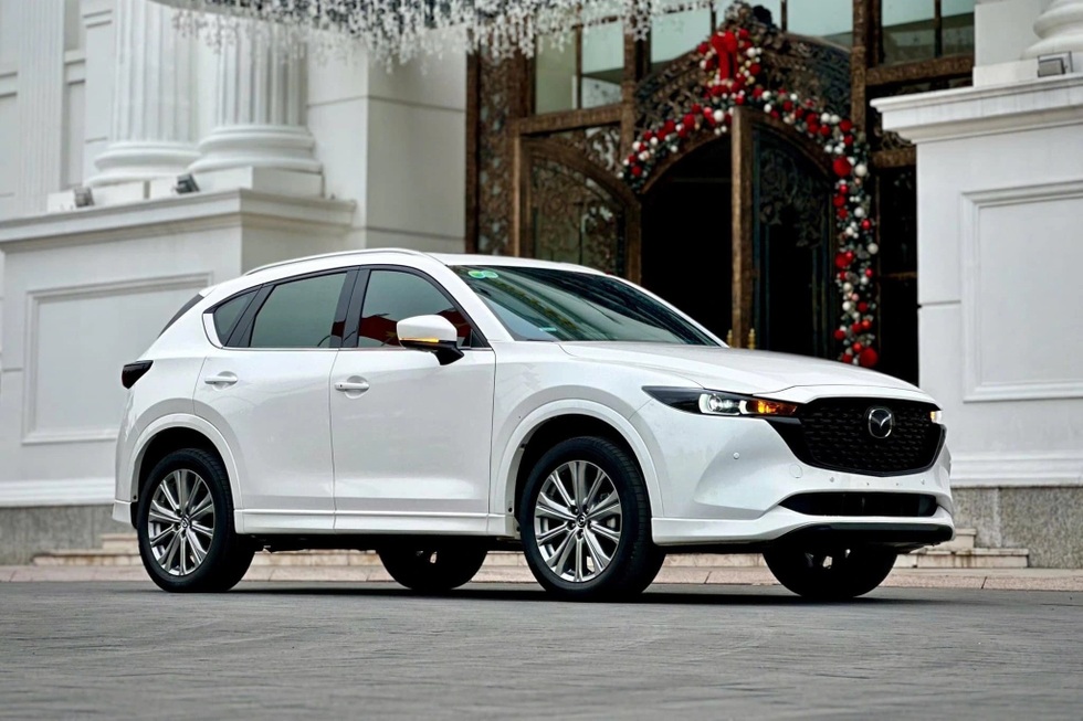 16 mẫu ô tô giảm giá niêm yết trong năm 2024, nhiều nhất tới 120 triệu đồng - 3 16 mẫu ô tô giảm giá niêm yết trong năm 2024, nhiều nhất tới 120 triệu đồng - 3