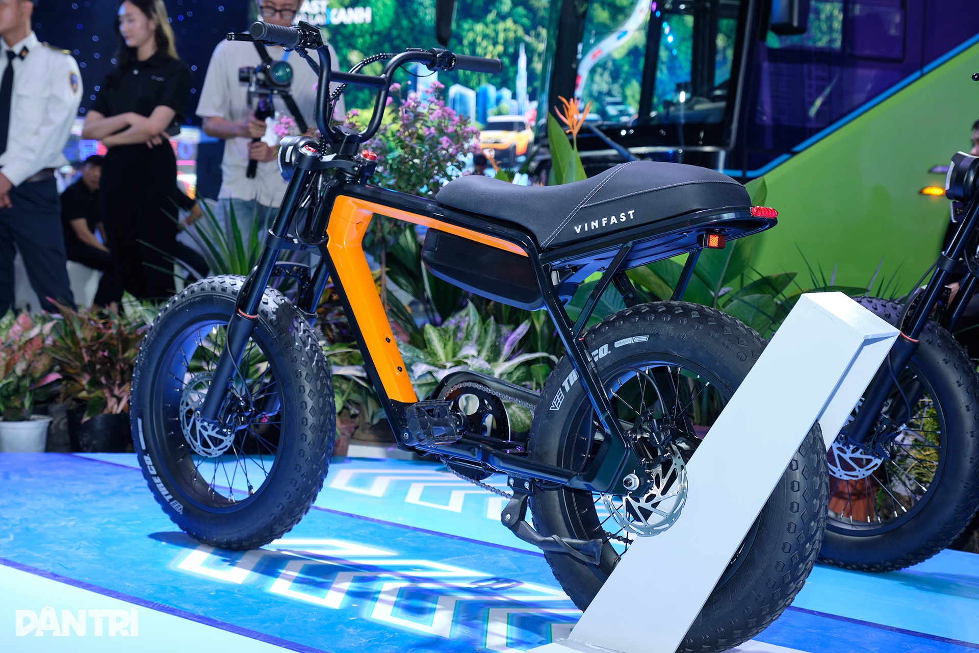 Triển lãm xe điện VinFast: Đa dạng sản phẩm, nhiều hoạt động trải nghiệm - 21