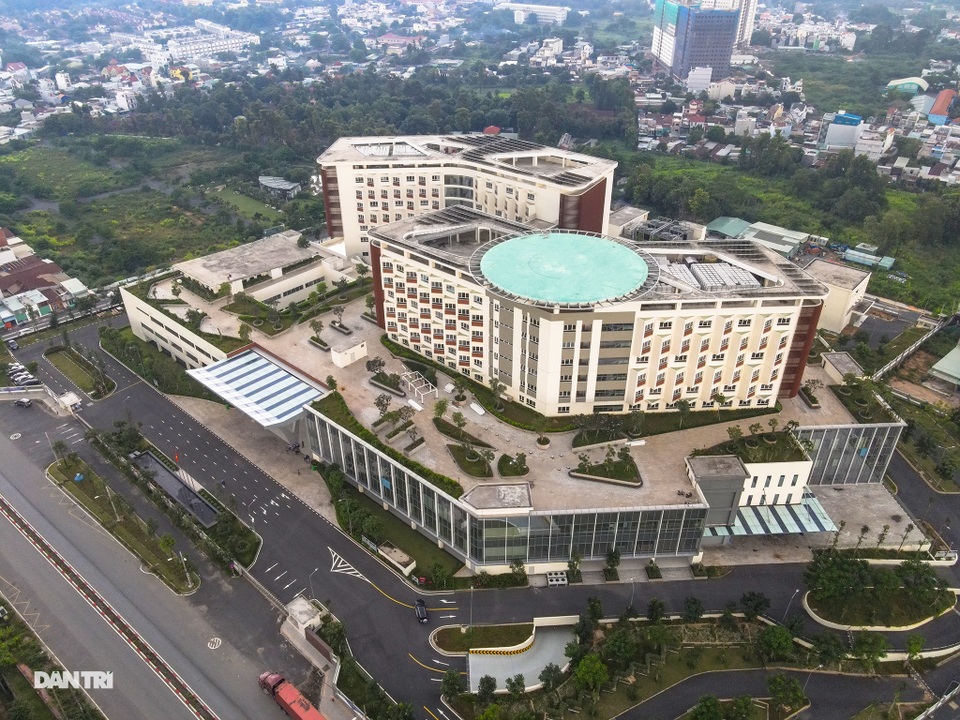 Bệnh viện Ung bướu cơ sở 2 với 1.000 giường bệnh đi vào hoạt động - 1 Bệnh viện Ung bướu cơ sở 2 với 1.000 giường bệnh đi vào hoạt động - 1