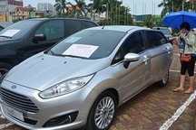 Dân buôn ô tô cũ chịu "cú sốc kép", người bỏ nghề, kẻ bán xe trả nợ