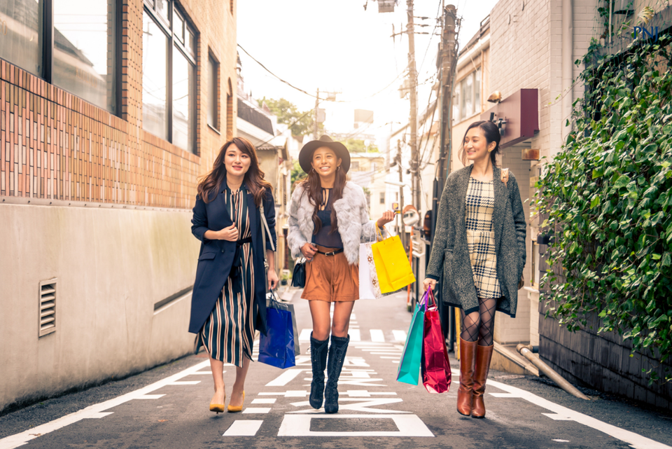 Đi tìm phong cách mua sắm khác biệt của Millennials Việt - 1 Đi tìm phong cách mua sắm khác biệt của Millennials Việt - 1