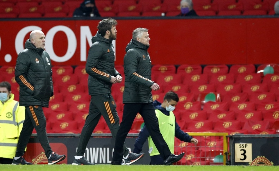 Man Utd 2-1 Brighton: Chân gỗ Welbeck khiến Quỷ đỏ khổ sở - 3 Man Utd 2-1 Brighton: Chân gỗ Welbeck khiến Quỷ đỏ khổ sở - 3