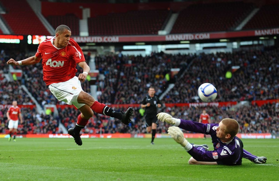 Thần đồng từng xâu kim Vidic bất ngờ tụt dốc thê thảm - 1 Thần đồng từng xâu kim Vidic bất ngờ tụt dốc thê thảm - 1