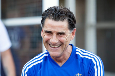 HLV Pau FC: "Quang Hải cần kiên nhẫn, đừng áp lực phải ra sân"