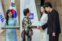 Gần 200 học sinh, giáo viên tài năng của Thái Nguyên nhận hỗ trợ xã hội hoá