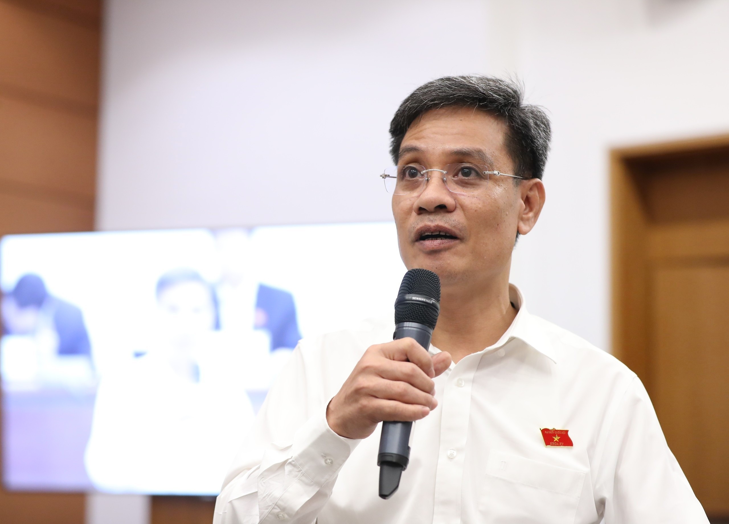 បន្តផែនការដំឡើងប្រាក់ខែ៥-៧% ក្រោយអនុវត្តកំណែទម្រង់ - ១ Tiếp tục lộ trình tăng lương 5-7% sau khi thực hiện cải cách - 1