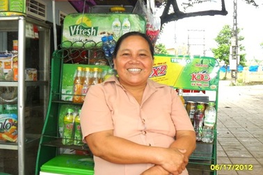 Gặp “chuyên gia” làm thơ về cầu ngói Thanh Toàn