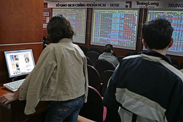Chứng khoán tiếp tục giảm điểm