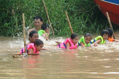 An Giang đưa môn bơi vào dạy chính khóa trong môn thể dục