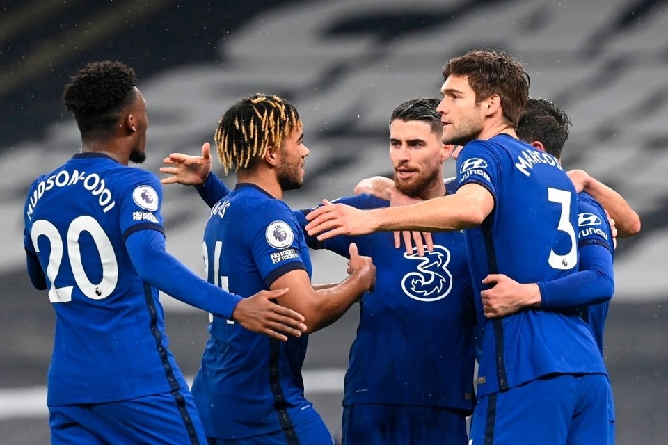 Dier hóa tội đồ, Tottenham ôm hận trước Chelsea - 9 Dier hóa tội đồ, Tottenham ôm hận trước Chelsea - 9