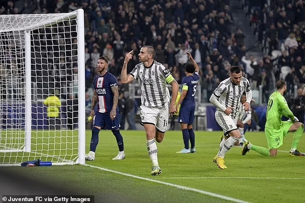 Đánh bại Juventus, PSG vẫn không thể lên ngôi đầu bảng - 5 Đánh bại Juventus, PSG vẫn không thể lên ngôi đầu bảng - 5
