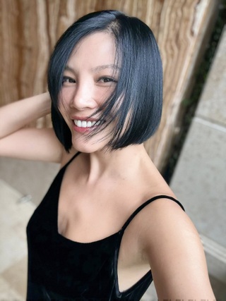 Siêu mẫu đầu tiên của Việt Nam rời showbiz 30 năm, giờ ra sao? - 11 Siêu mẫu đầu tiên của Việt Nam rời showbiz 30 năm, giờ ra sao? - 11