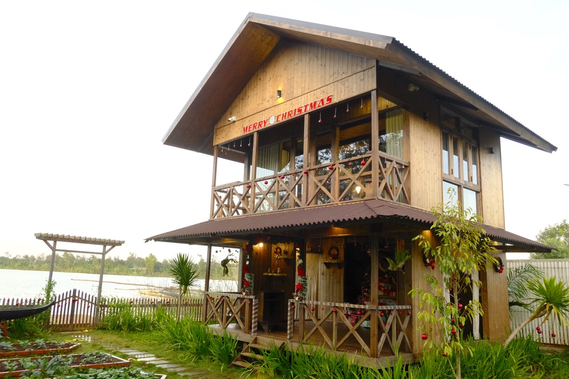 Nhóm bạn thân chi 50 triệu lột xác nhà vườn, đón Giáng sinh như trời Tây - 4 Nhóm bạn thân chi 50 triệu lột xác nhà vườn, đón Giáng sinh như trời Tây - 4