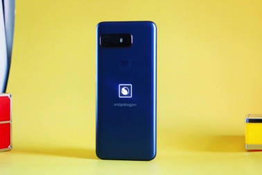 5 mẫu smartphone độc đáo, có tiền cũng khó mua tại Việt Nam