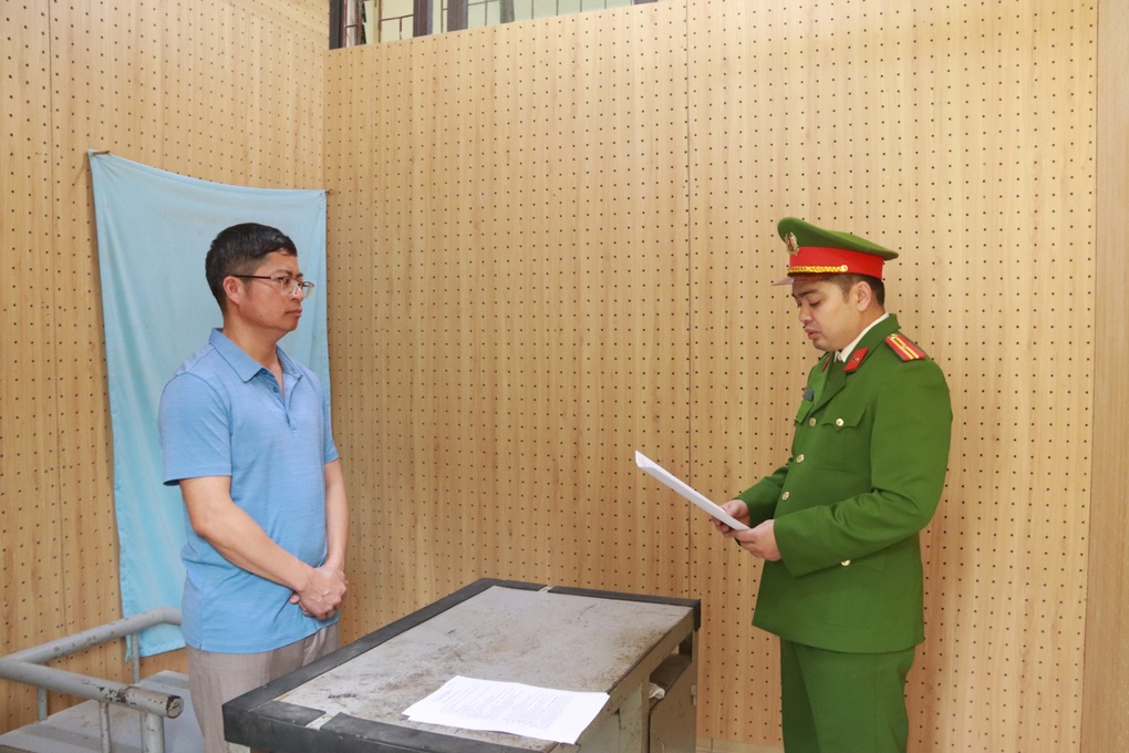 Nguyên Chủ tịch huyện Bắc Yên ở Sơn La bị bắt - 1 Nguyên Chủ tịch huyện Bắc Yên ở Sơn La bị bắt - 1