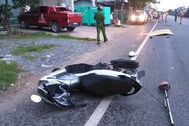 Thượng úy CSGT bị container cán tử vong trên đường đi làm