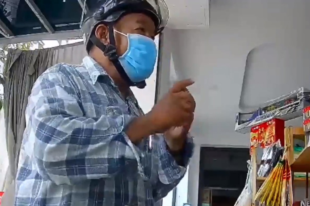 Lời xin lỗi của người dùng can nước mắm lừa tiền bé trai ở TPHCM - 1 Lời xin lỗi của người dùng can nước mắm lừa tiền bé trai ở TPHCM - 1