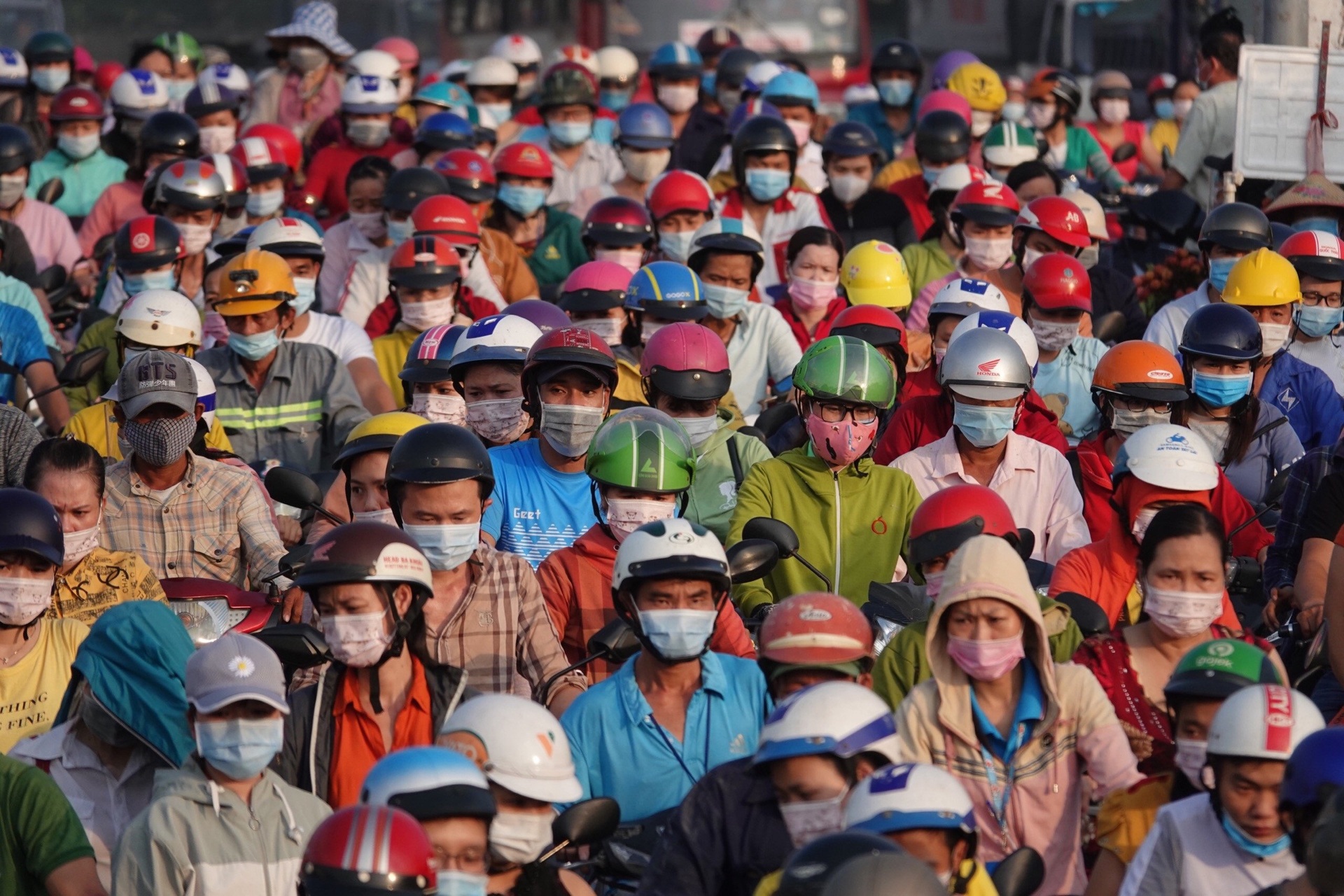 Bắt mạch, bốc thuốc vực dậy thị trường lao động - 8 Bắt mạch, bốc thuốc vực dậy thị trường lao động - 8