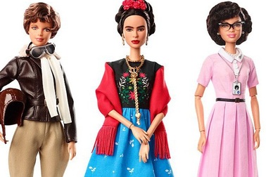 Những phụ nữ tài danh đi vào ký ức tuổi thơ của các bé gái