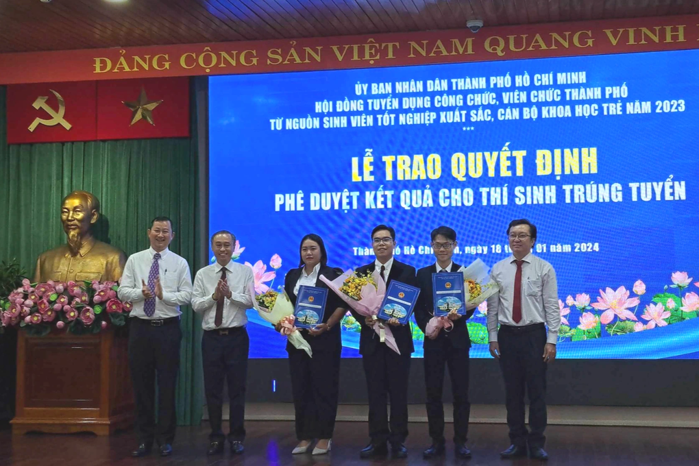Quy định bồi dưỡng nhân tài: Đến Giáo sư cũng khóc - 2 Quy định bồi dưỡng nhân tài: Đến Giáo sư cũng khóc - 2